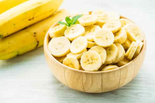 هل الموز يرفع السكر بالدم ؟ وما هي الكمية المسموح بتناولها لمريض السكري ؟